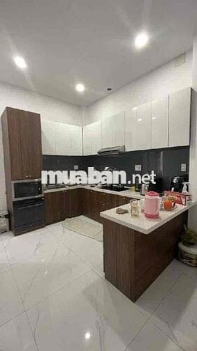 👉P. BÌNH HƯNG HOÀ, PHẠM ĐĂNG GIẢNG Hẻm xe hơi, 3 tầng, ngang 4m2- dài