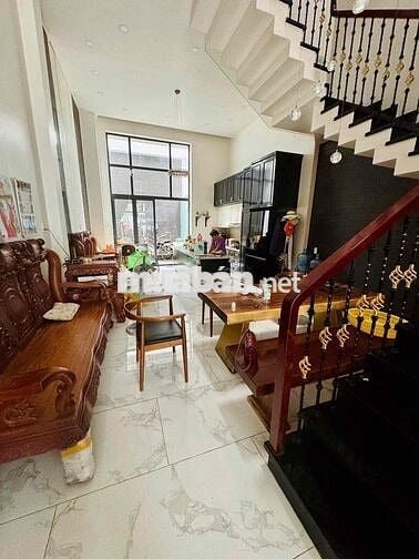 nhà phố kdc an sương sát công viên. 100m2 giá 13tỷ tl