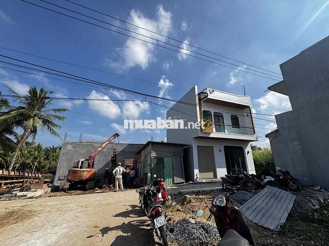 Nhà 1 trệt 1 lầu sau lưng Nguyễn Công Bình