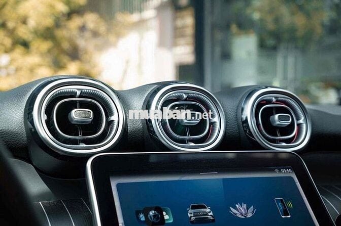 LONG ANH AUTO về Mercedes GLC200 4Matic 2023