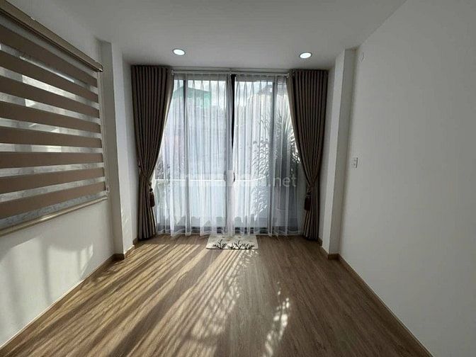 GIẢM SỐC 300TR CÒN 2TỶ200 NHÀ ĐƯỜNG NI SƯ HUỲNH LIÊN, TÂN BÌNH HẺM OTo