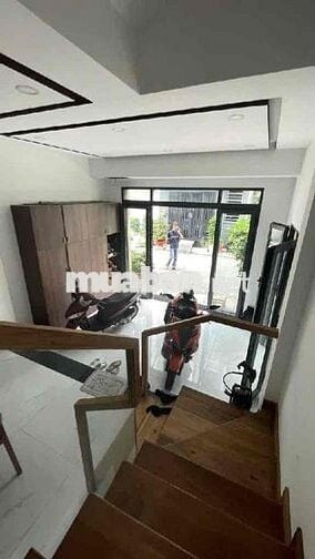 👉P. BÌNH HƯNG HOÀ, PHẠM ĐĂNG GIẢNG Hẻm xe hơi, 3 tầng, ngang 4m2- dài