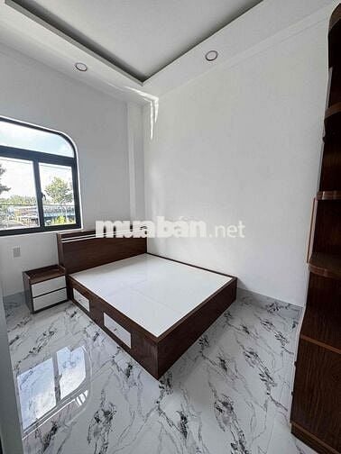 Nhà 1 trệt 1 lầu sau lưng Nguyễn Công Bình