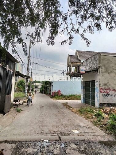Tôi bán Đất thổ cư, nở hậu, đường xe hơi, khu dân cư hiện hữu