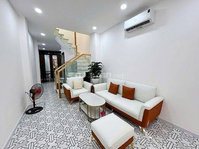 GIẢM SỐC 300TR CÒN 2TỶ200 NHÀ ĐƯỜNG NI SƯ HUỲNH LIÊN, TÂN BÌNH HẺM OTo