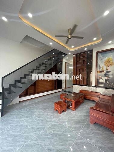 bán nhà mới xây sổ riêng giá rẻ gần chợ hoá an. dt 68m2 giá 2tỷ650