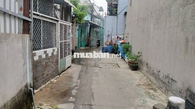 3.05 Tỷ - Nhà 1 trệt 1 gác, SHR, hẻm xe hơi,2PN 2WC,Đông Thạnh,Hóc Môn