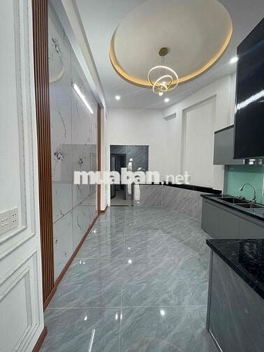 bán nhà mới xây sổ riêng giá rẻ gần chợ hoá an. dt 68m2 giá 2tỷ650