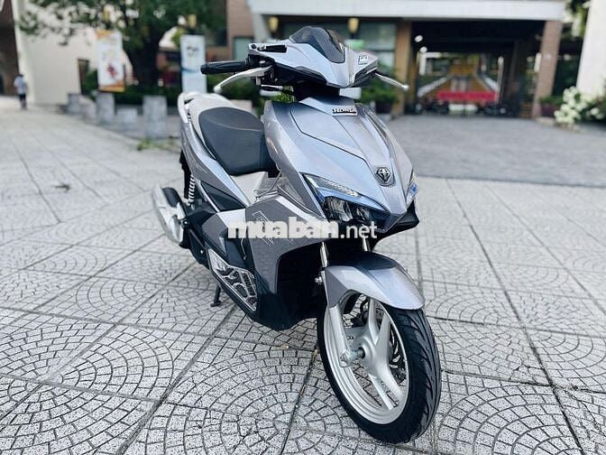HONDA AIR BLADE125FI 3D XÁM BẠC XE 1 CHỦ ĐI TỪ ĐẦU