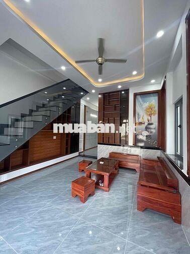 bán nhà mới xây sổ riêng giá rẻ gần chợ hoá an. dt 68m2 giá 2tỷ650