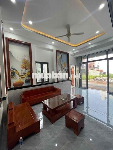 bán nhà mới xây sổ riêng giá rẻ gần chợ hoá an. dt 68m2 giá 2tỷ650