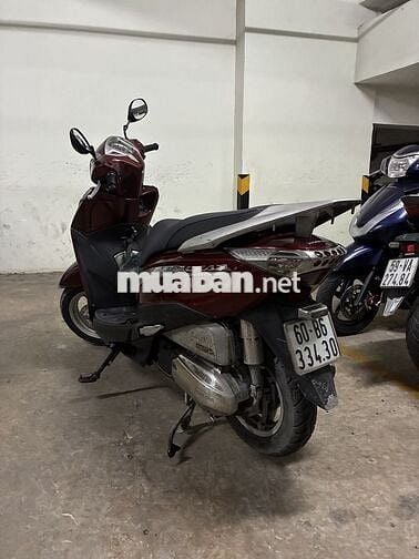 Xe máy Honda Lead màu đỏ đô đời 2015