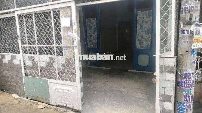 3.05 Tỷ - Nhà 1 trệt 1 gác, SHR, hẻm xe hơi,2PN 2WC,Đông Thạnh,Hóc Môn