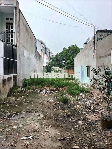 GIẢM GIÁ SÂU LÔ ĐẤT 6,7X32 HẺM XE HƠI P BÌNH CHUẨN CÓ 100M2 THỔ CƯ SHR