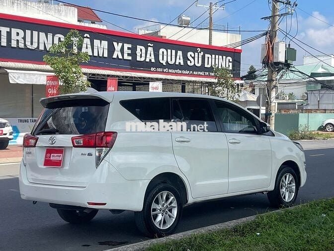 Toyota Innova 2020-Số sàn -Trả trước 205tr nhận xe
