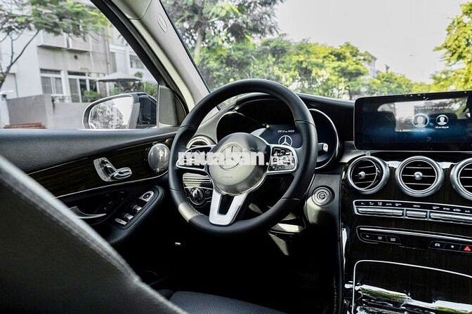 Mercedes Benz GLC 2021 200 - 55000 km