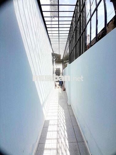 Nhà Đẹp Linh Xuân 68m2 (4x17) Mới keng vào ở ngay Sổ hoàn công chuẩn