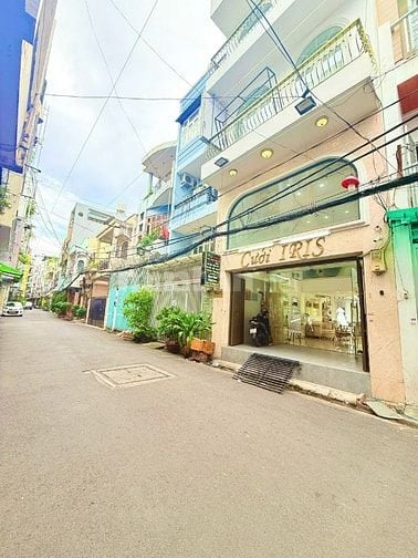 Bán nhà Hẻm 2 XH né nhau đường Trường Sa thông Lê Văn Sỹ, 5X18 Lầu