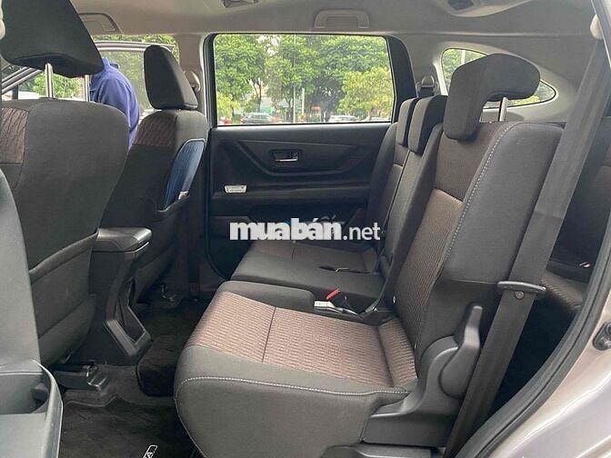 Toyota Avanza Premio 2024 CVT - 4600 km