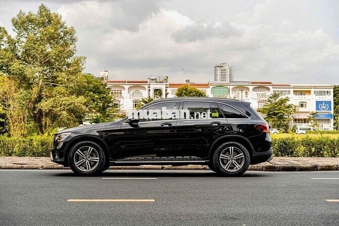 Mercedes Benz GLC 2021 200 - 55000 km