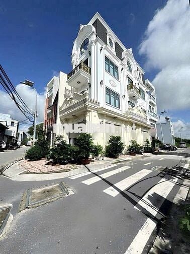 Bán đất 1870 Tỉnh Lộ 10 Tân Tạo 4m x 16m SHR giá 3ty250 Bình Tân