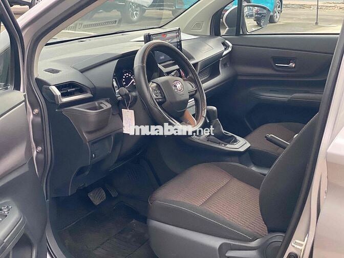 Toyota Avanza Premio 2024 CVT - 4600 km