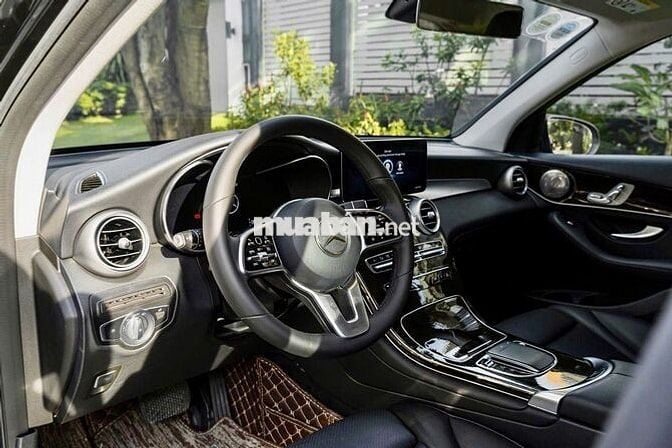 Mercedes Benz GLC 2021 200 - 55000 km