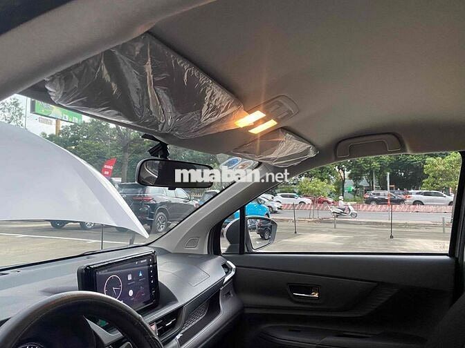 Toyota Avanza Premio 2024 CVT - 4600 km