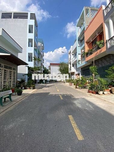 Bán đất 1 sẹc 190 Vườn Lài, DT: 4,2x16m. (68m2). Hẻm 6m đổ nhựa