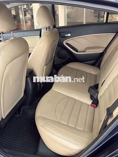 Kia Cerato sx 2018 1.6 màu xanh đen 1 chủ