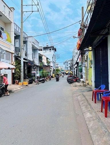 Bán gấp nhà MT Đường Tây Lân 5x20m, 1 trệt 1 lầu giá 730 triệu, SHR