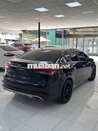Kia Cerato sx 2018 1.6 màu xanh đen 1 chủ