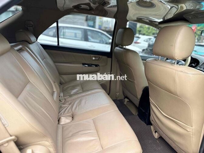 Toyota Fortuner 2014 2.7V 4x2 AT - 7c tự động Xăng