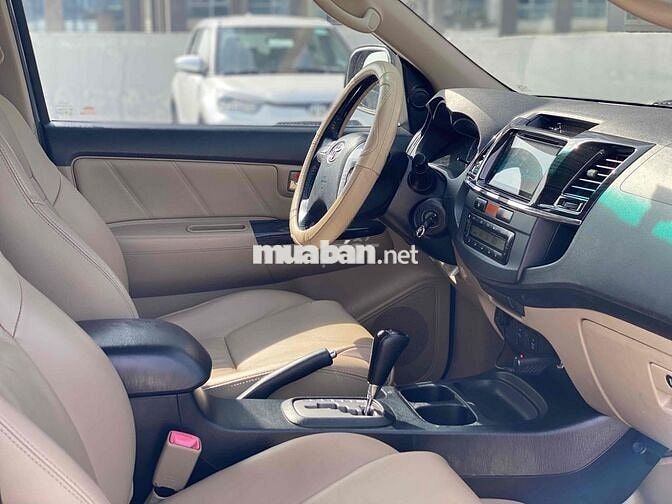 Toyota Fortuner 2014 2.7V 4x2 AT - 127000 km
