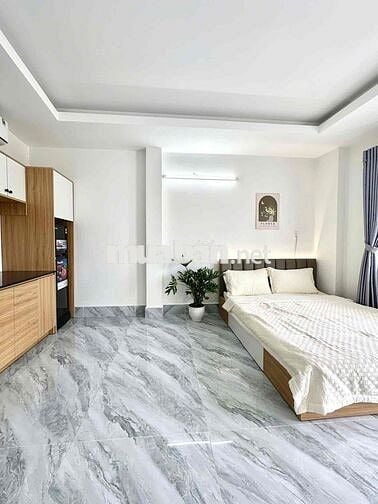 Căn Hộ Dịch Vụ_Full Nội Thất_Đối Diện Etown Cộng Hoà