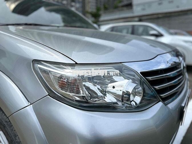 Toyota Fortuner 2014 2.7V 4x2 AT - 7c tự động Xăng