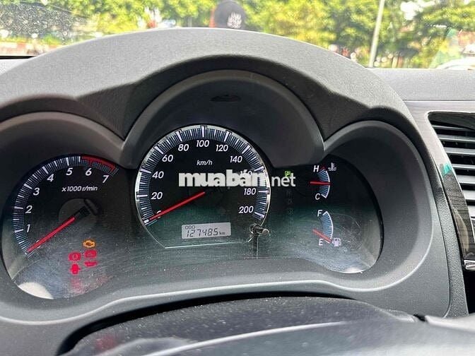 Toyota Fortuner 2014 2.7V 4x2 AT - 7c tự động Xăng