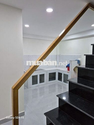 NHÀ MỚI XÂY 3PN KHU SẦM UẤT NGUYỄN TRỌNG TUYỂN TB