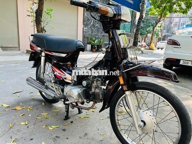 HONDA DREAM VIỆT MÁY THÁI XE CHẤT CHÍNH CHỦ ĐI