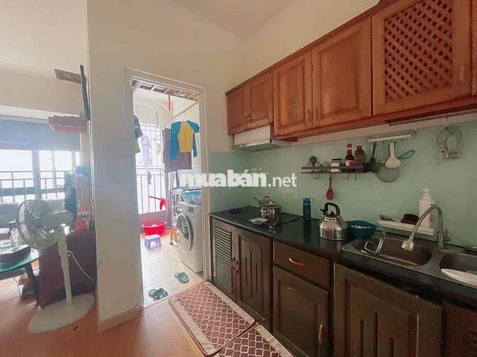 chủ cần bán chung cư 12t  son tra dt 52m giá 2ty4