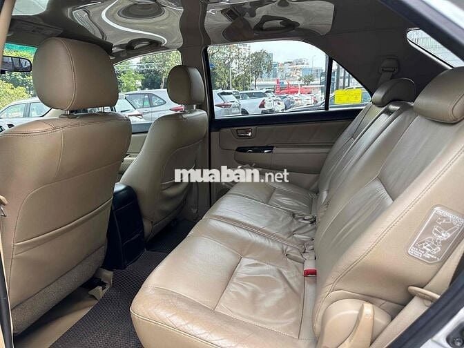 Toyota Fortuner 2014 2.7V 4x2 AT - 7c tự động Xăng