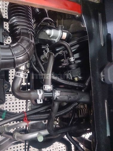 cần bán xe tải van 5 chỗ ngồi, hàng hoá 700kg 