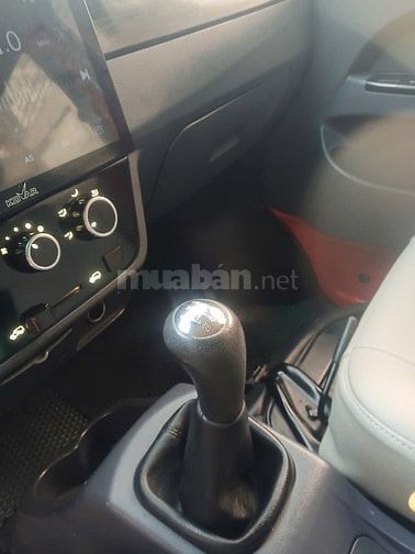 cần bán xe tải van 5 chỗ ngồi, hàng hoá 700kg 