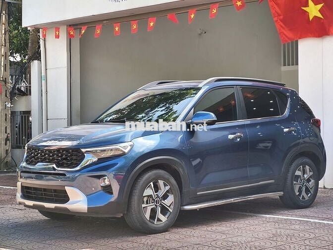 Kia Sonet Premium 1.5 AT 2022, chạy ít, màu tươi