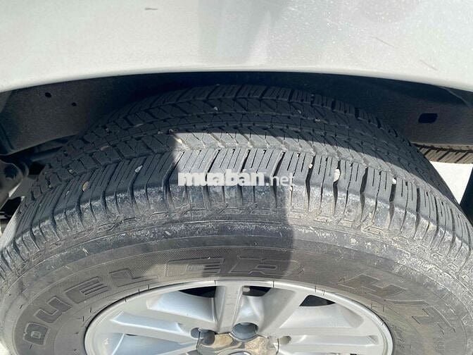 Toyota Fortuner 2014 2.7V 4x2 AT - 127000 km