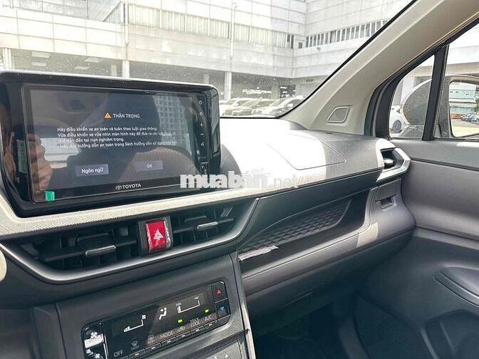 Toyota Avanza Premio 2024 - 4700 km HÃNG TOYOTA