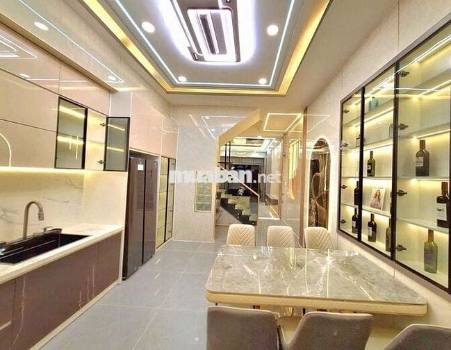NHÀ MT CẦU BA PHỤ, DT 4*19 SIÊU XỊN