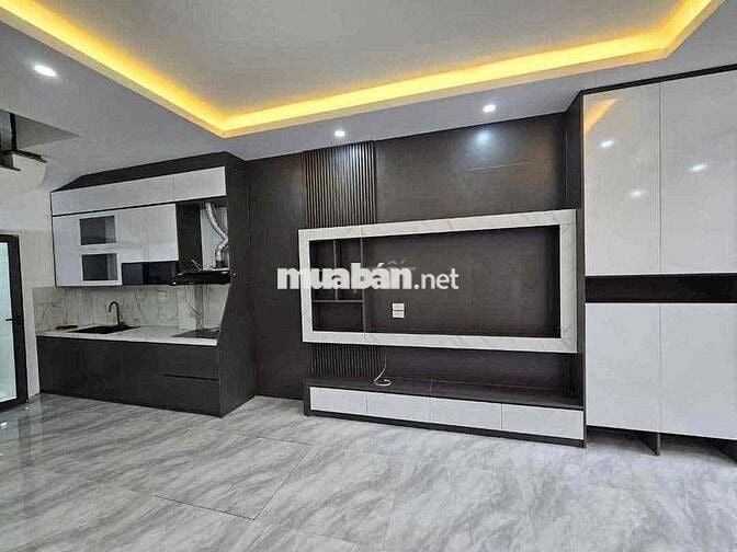 Nhà Ngọc Lâm full nội thất, cách ô tô 30m ngõ thông, gần cầu