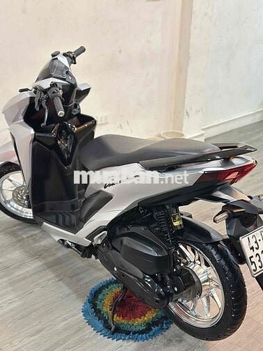 Vario 150 bạc pocher 2022 siêu đẹp nợ xấu đưa 12tr