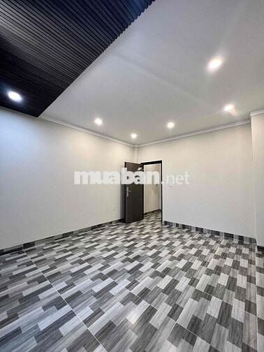 Nhà Mới Xây 100% DT 180m2 1Trệt 2Lầu 3Pn 4Wc Sân Thượng Hẻm Xe Tải